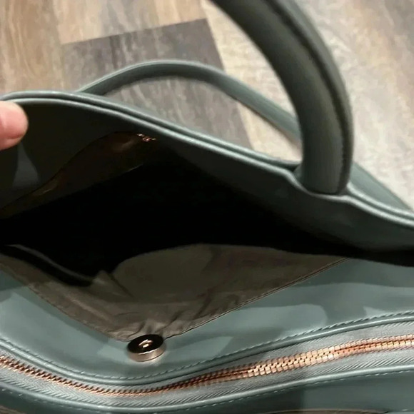 Matt & Nat satchel bag - Picture 4 of 8